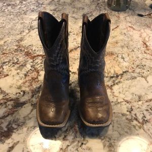 Ariat Toddler boots size 8